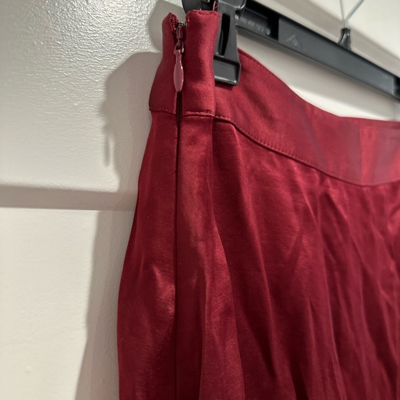 Express high waisted Satin Hi-Lo Ruffle Maxi Skirt - Picture 3 of 6